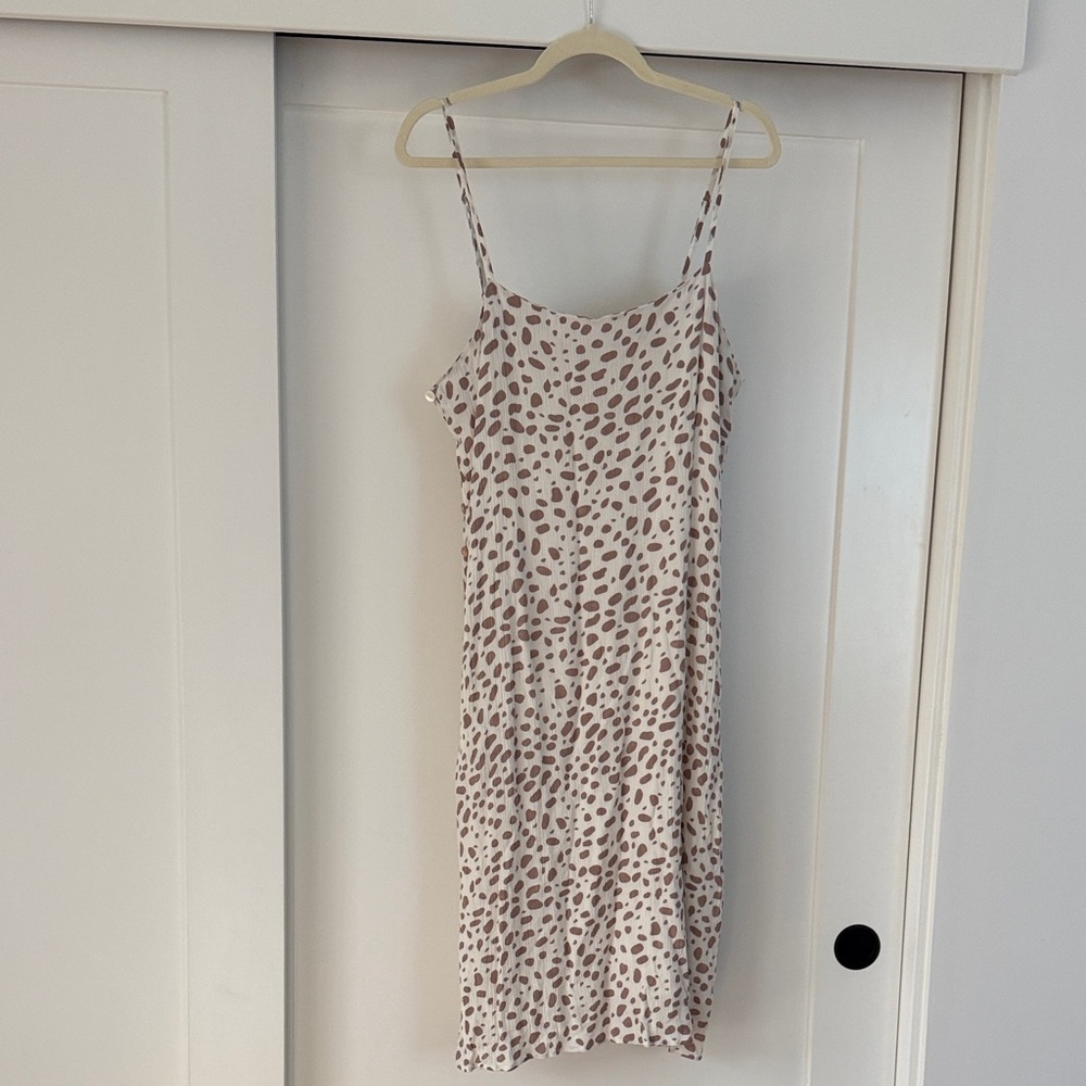 Stylish Spaghetti Strap Dress in Cream and Brown